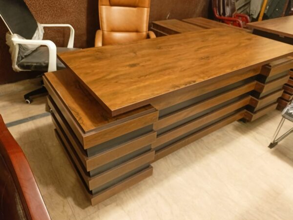 Timeless Executive Desk with Classic Wooden Finish