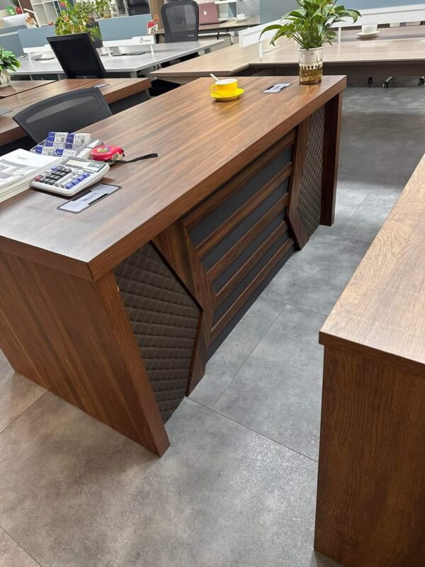 Majestic Executive Office Desk elegant design