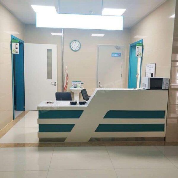 Minimalist Reception Counter with Glossy Laminate