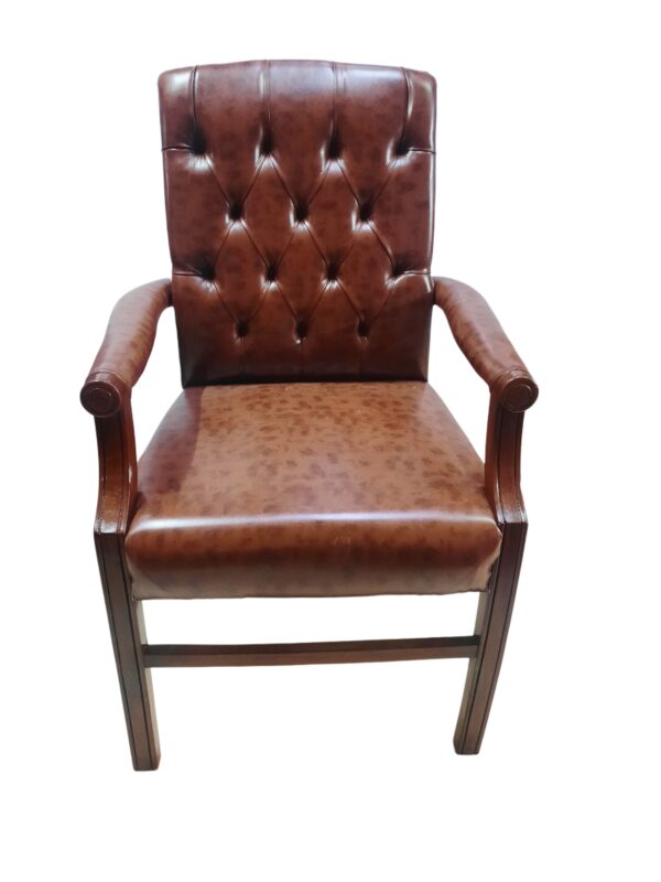 Classic Brown Leather Armchair with Tufted Backrest | Office Chair