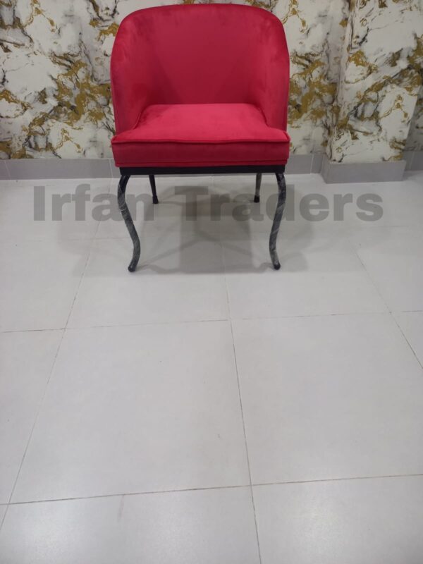 Chic Dining Chair with Stylish Legs & Cushioned Comfort – Modern Elegance