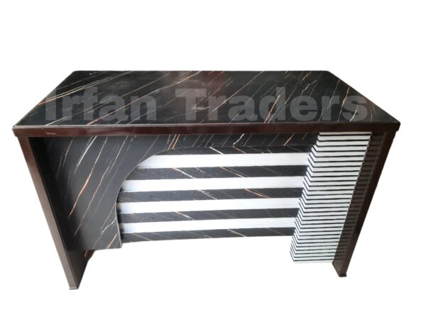 Stylish Laminated Office Table – Unique Design